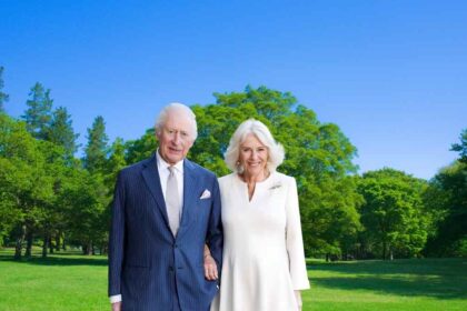 एपस्टीन घोटाले के बीच राजा चार्ल्स ने Prince Andrew से शाही उपाधि छीन ली