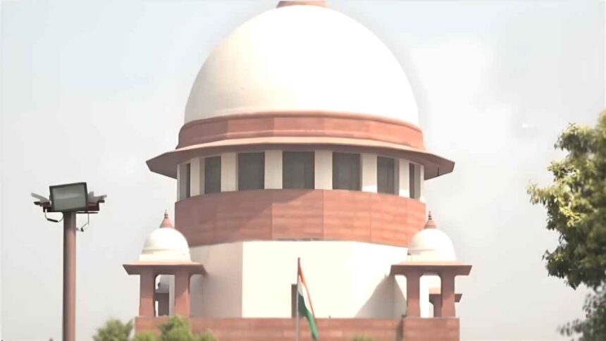 Supreme Court के नोटिस में राजनीतिक और प्रशासनिक तनाव