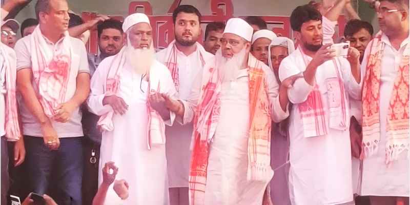 'मियां' मुद्दे पर राज्य की राजनीति गरमा गई